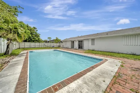 10151 Windtree Lane Boca Raton FL 33428
