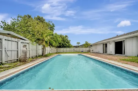 10151 Windtree Lane Boca Raton FL 33428