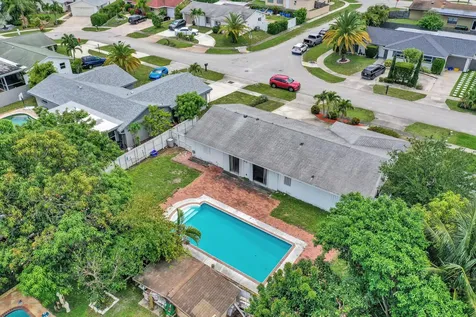 10151 Windtree Lane Boca Raton FL 33428