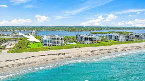 2100 S Ocean Boulevard Palm Beach FL 33480