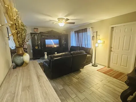 6198 Wauconda Way Lake Worth FL 33463