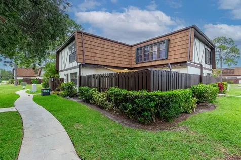 103 Weybridge C Circle Royal Palm Beach FL 33411