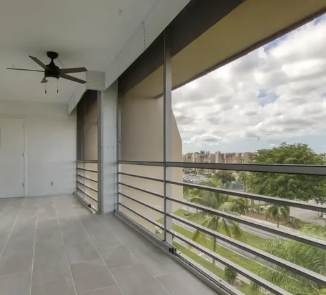 3590 Via Poinciana Lake Worth FL 33467
