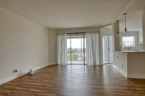 3590 Via Poinciana Lake Worth FL 33467