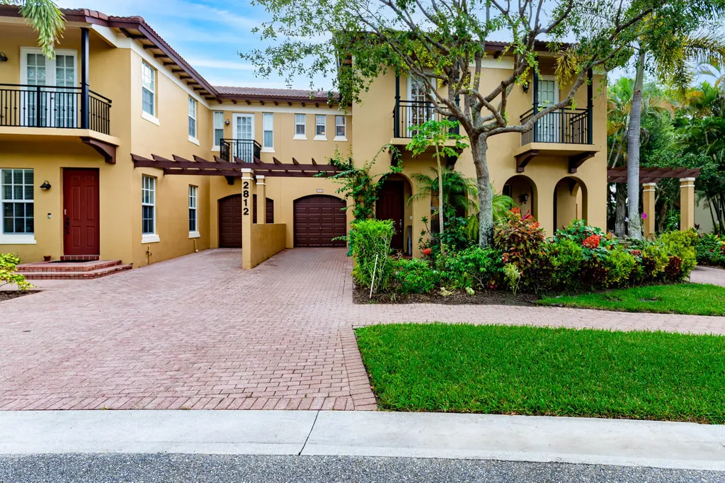 2812 Eagle Rock Circle West Palm Beach FL 33411