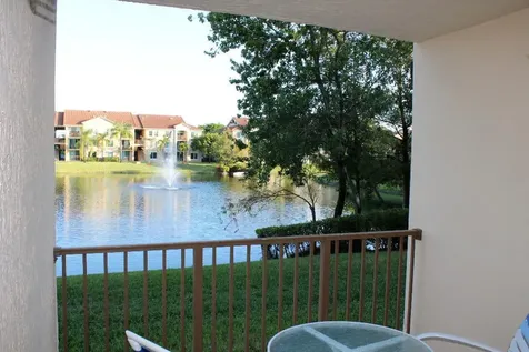 808 Villa Circle Boynton Beach FL 33435