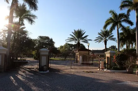 808 Villa Circle Boynton Beach FL 33435