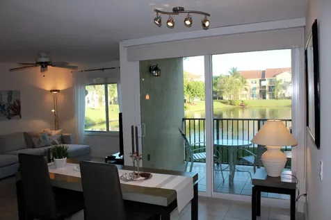 808 Villa Circle Boynton Beach FL 33435