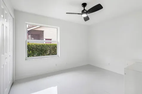 20275 Hacienda Court Boca Raton FL 33498