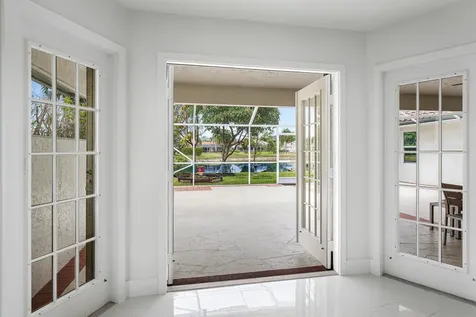 20275 Hacienda Court Boca Raton FL 33498