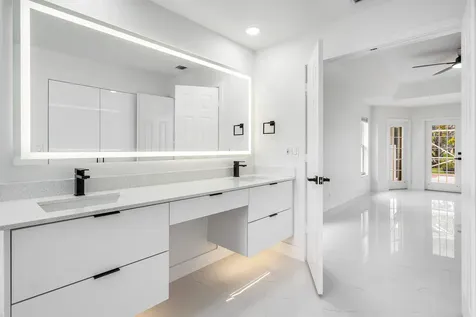 20275 Hacienda Court Boca Raton FL 33498