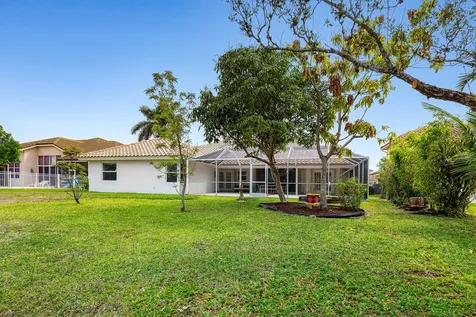 20275 Hacienda Court Boca Raton FL 33498