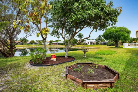 20275 Hacienda Court Boca Raton FL 33498