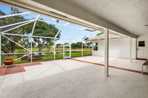 20275 Hacienda Court Boca Raton FL 33498