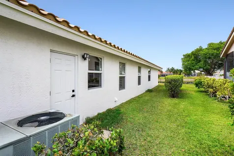20275 Hacienda Court Boca Raton FL 33498