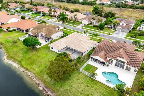 20275 Hacienda Court Boca Raton FL 33498