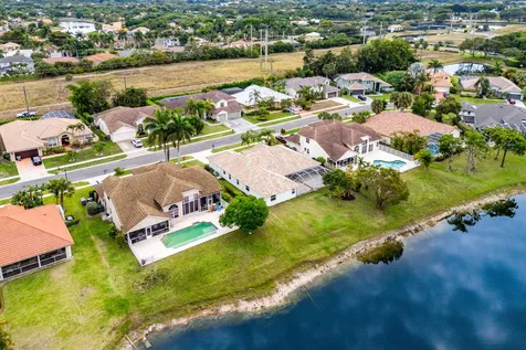 20275 Hacienda Court Boca Raton FL 33498
