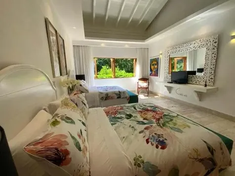 34 00 Casa De Campo DR 22000