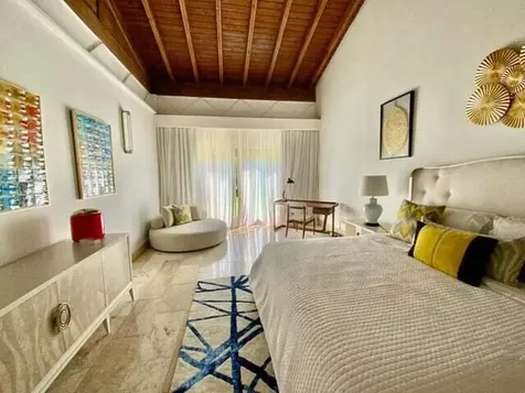 34 00 Casa De Campo DR 22000