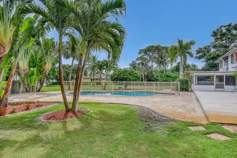 852 Palo Verde Court Haverhill FL 33415