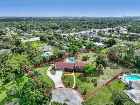 852 Palo Verde Court Haverhill FL 33415