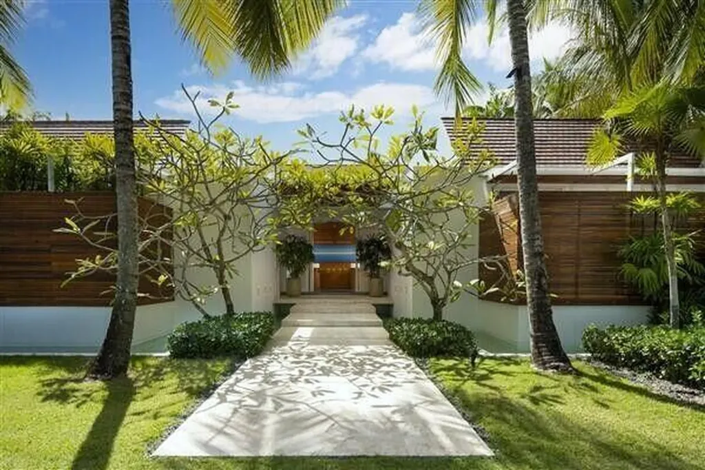1 00 Casa De Campo DR 22000
