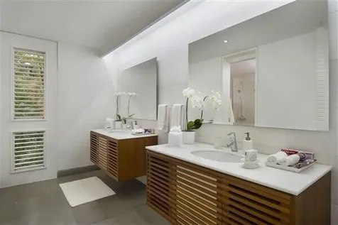 1 00 Casa De Campo DR 22000