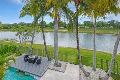 718 Edgebrook Lane West Palm Beach FL 33411