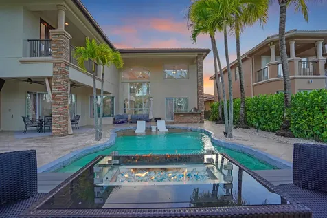 718 Edgebrook Lane West Palm Beach FL 33411