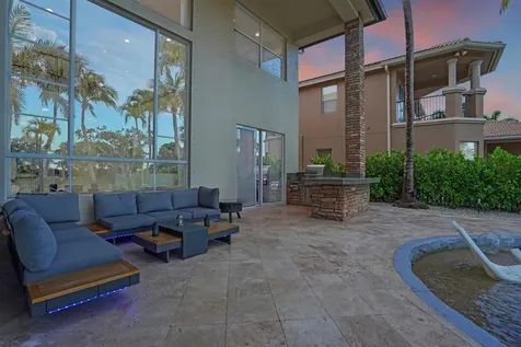 718 Edgebrook Lane West Palm Beach FL 33411