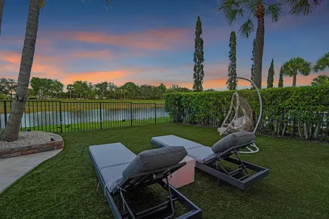 718 Edgebrook Lane West Palm Beach FL 33411