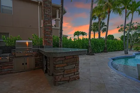 718 Edgebrook Lane West Palm Beach FL 33411