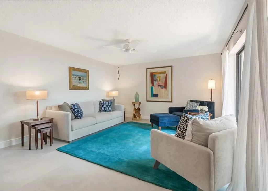 825 Center 32b Street Jupiter FL 33458