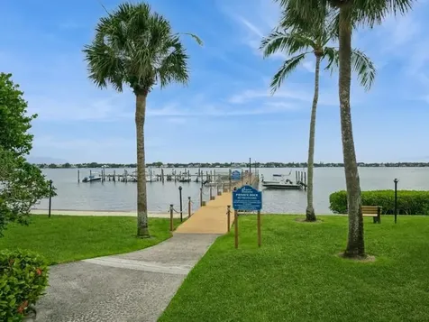 825 Center 32b Street Jupiter FL 33458