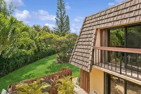 7 Atrium Circle Atlantis FL 33462