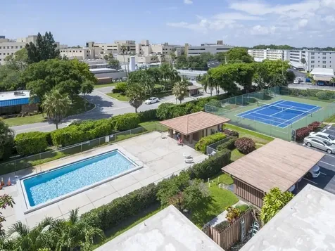 7 Atrium Circle Atlantis FL 33462