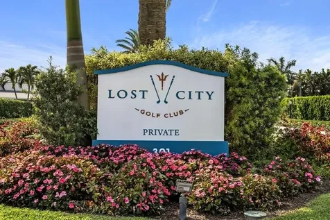 7 Atrium Circle Atlantis FL 33462