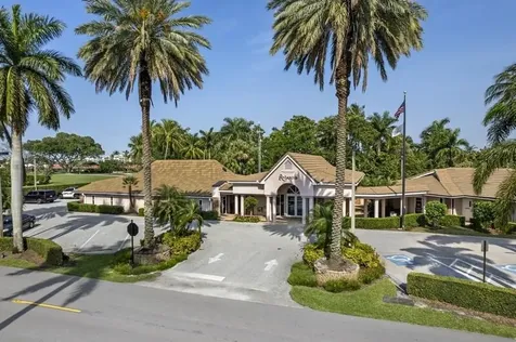 7 Atrium Circle Atlantis FL 33462