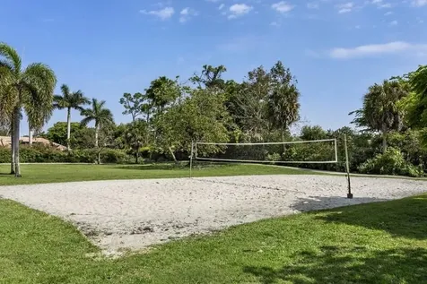 7 Atrium Circle Atlantis FL 33462