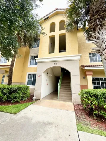 6761 Heritage Grande Boynton Beach FL 33437