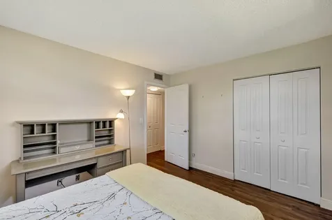 2901 Nw 46th Avenue Lauderdale Lakes FL 33313