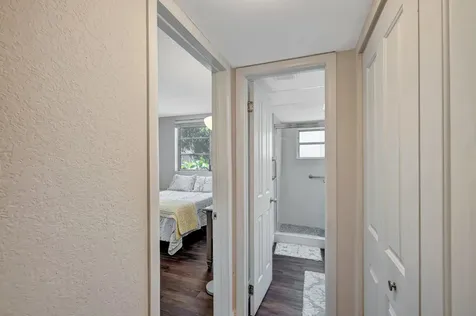 2901 Nw 46th Avenue Lauderdale Lakes FL 33313
