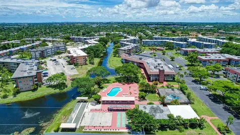 2901 Nw 46th Avenue Lauderdale Lakes FL 33313