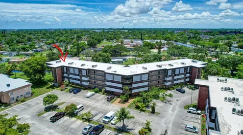 2901 Nw 46th Avenue Lauderdale Lakes FL 33313