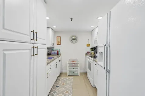 899 Jeffery Street Boca Raton FL 33487