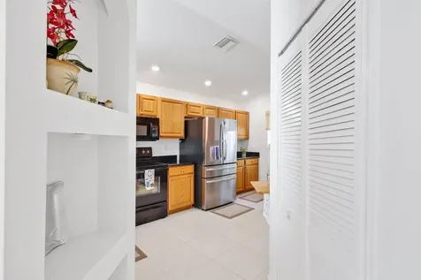 1071 Delray Lakes Drive Delray Beach FL 33444