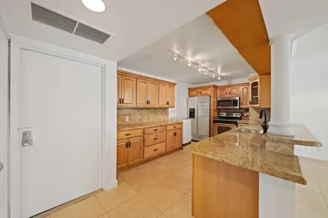 1147 Hillsboro Mile Hillsboro Beach FL 33062