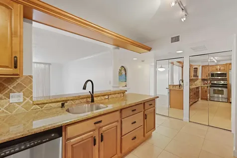 1147 Hillsboro Mile Hillsboro Beach FL 33062