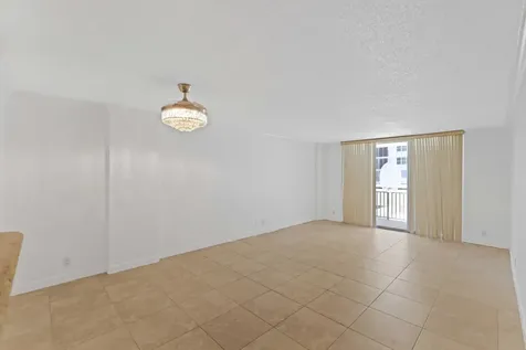 1147 Hillsboro Mile Hillsboro Beach FL 33062