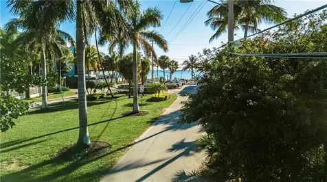 3512 Ne 27th Street Fort Lauderdale FL 33308